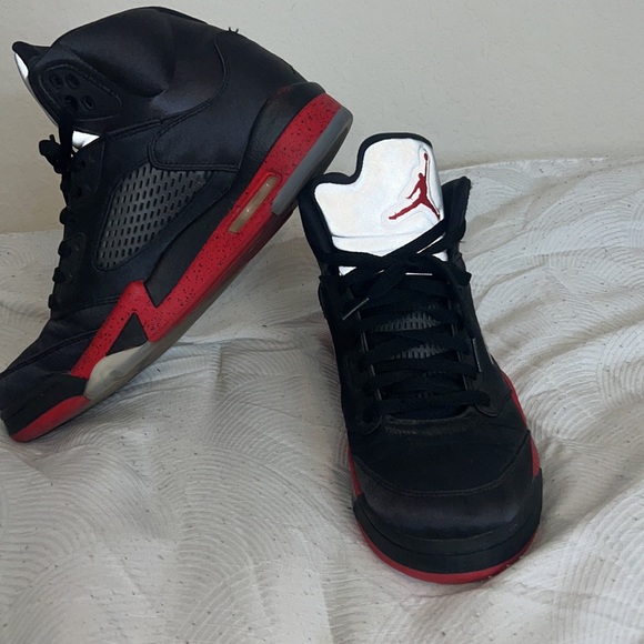 Jordan 5 Satin Breds ❤️🩵 - Picture 2 of 10